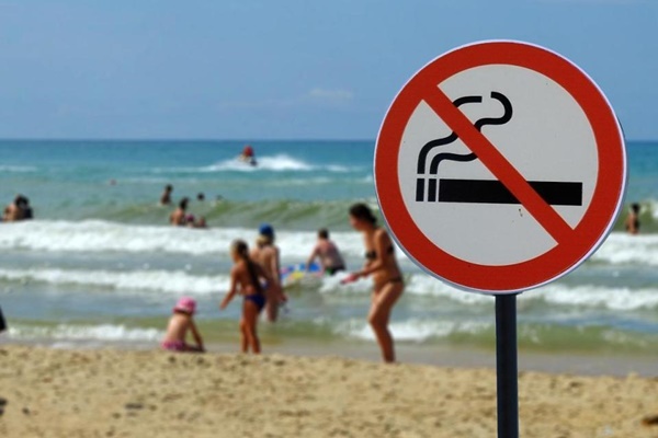 France to Ban Smoking