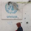 Israel bans UN Palestinian refugee agency